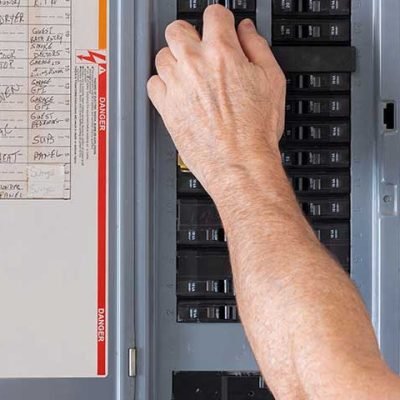What-to-Look-for-When-Choosing-a-Top-Electrician-in-Littleton,-CO