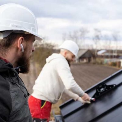 Roof-Repair-vs.-Replacement-Making-Informed-Decisions-for-Your-Home