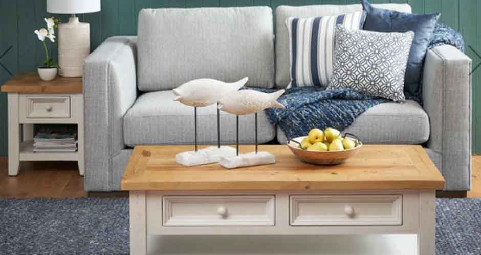 How-to-Style-a-Coffee-Table