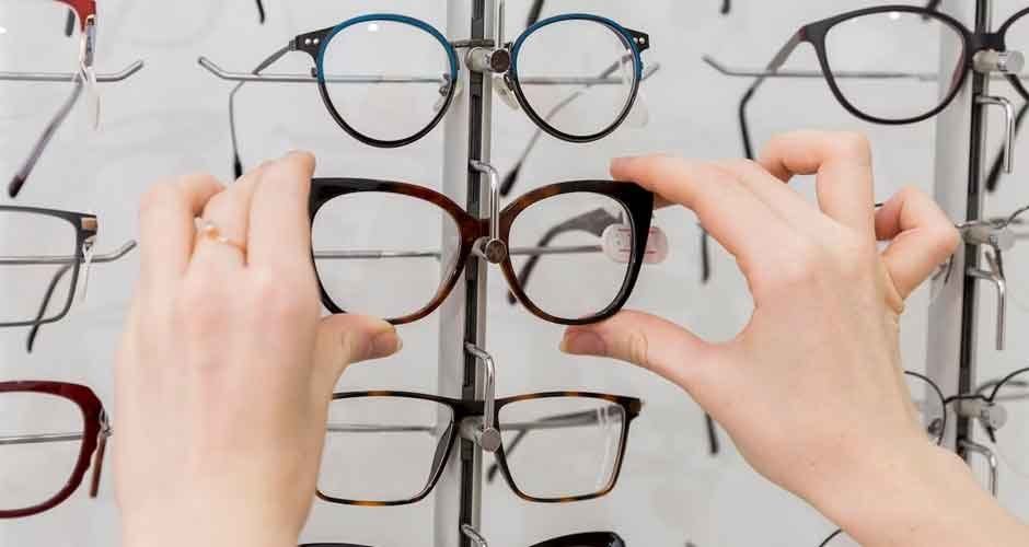Why-Should-You-Invest-in-Thin-Lenses-While-Buying-Eyeglasses