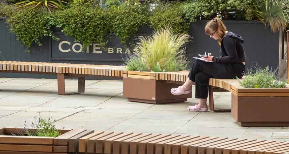 10 Reasons to Invest in Quality Street Furniture - Ecomuch
