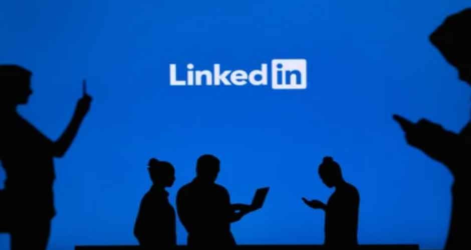 The-Pros-and-Cons-of-Purchasing-LinkedIn-Connections