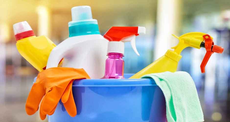 Choosing-the-Right-Supplies-for-End-of-Tenancy-Cleaning