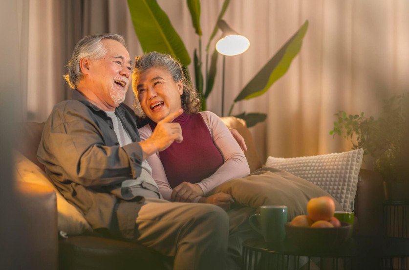 6-reasons-many-older-adults-choose-a-community-lif-1