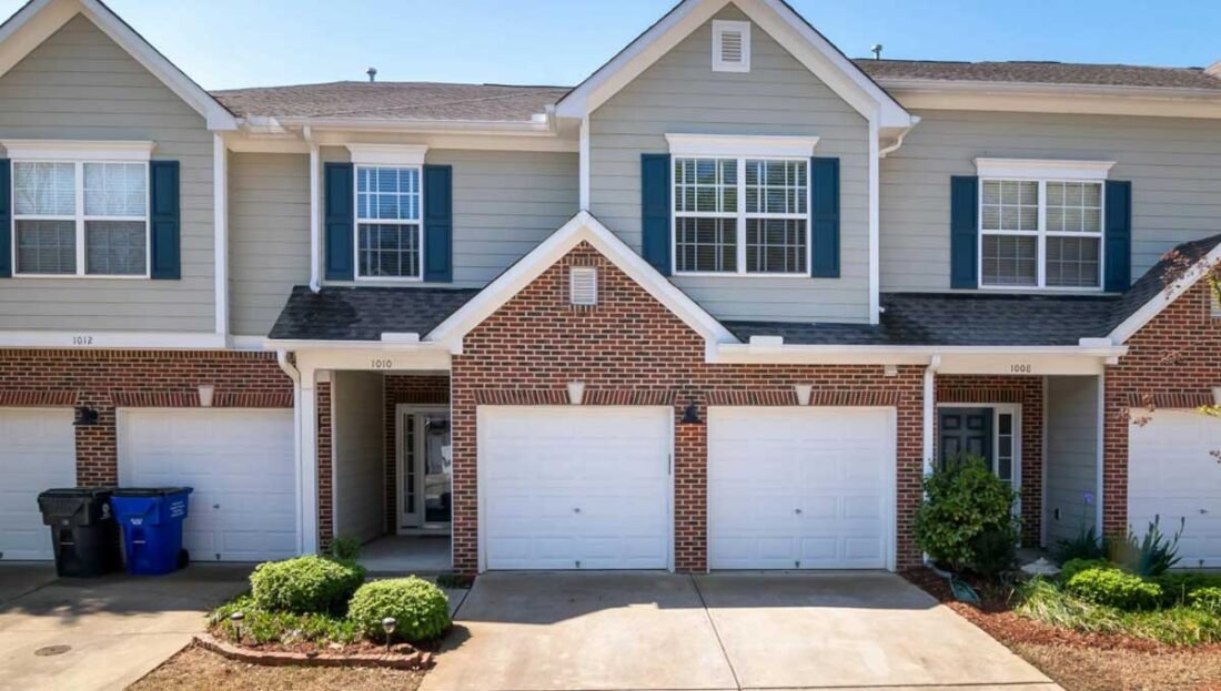 What Makes 2 Bedroom Townhomes a Smart Choice