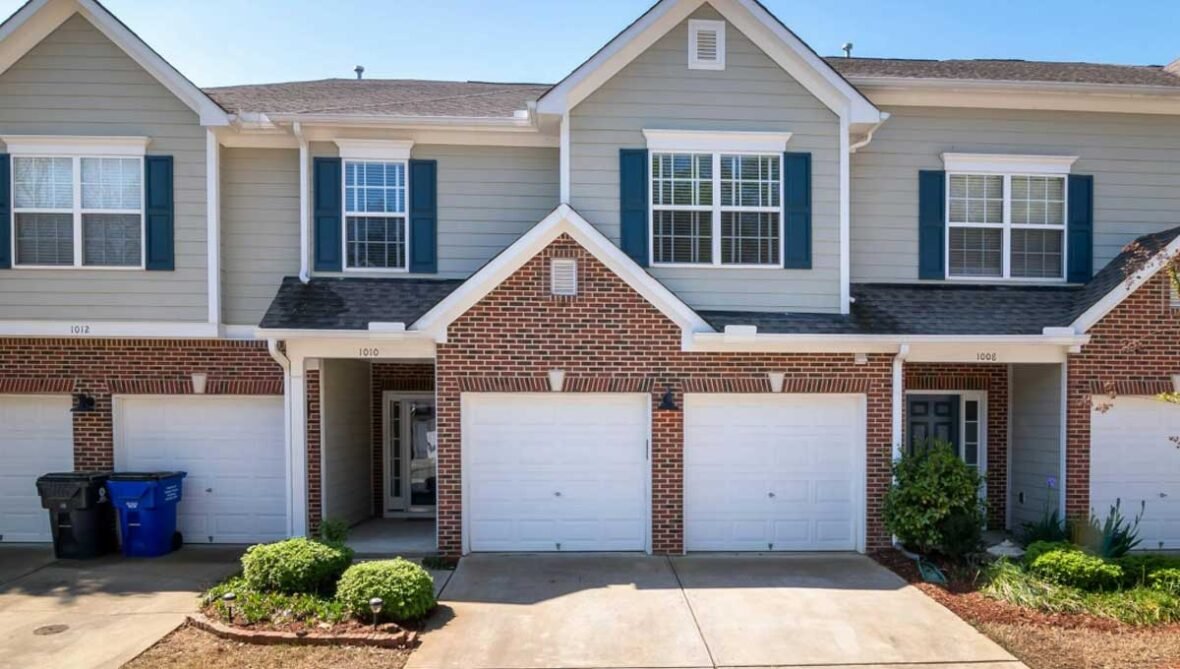 What Makes 2 Bedroom Townhomes a Smart Choice