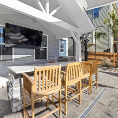 how-to-create-a-safer-backyard-for-kids-and-pets-1