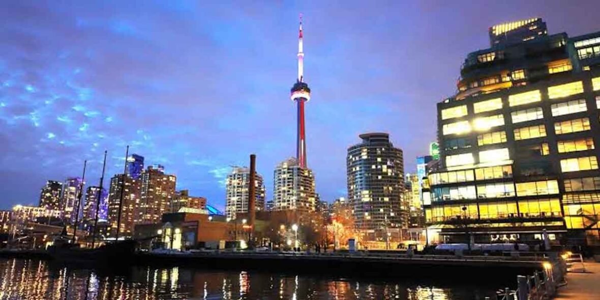 Top 5 Tips for Your First Month in Toronto