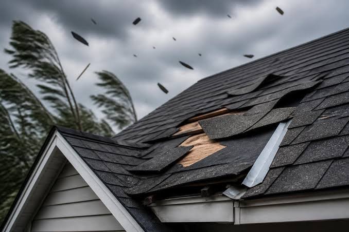 responsible-roof-maintenance-in-wind-driven-rain-1