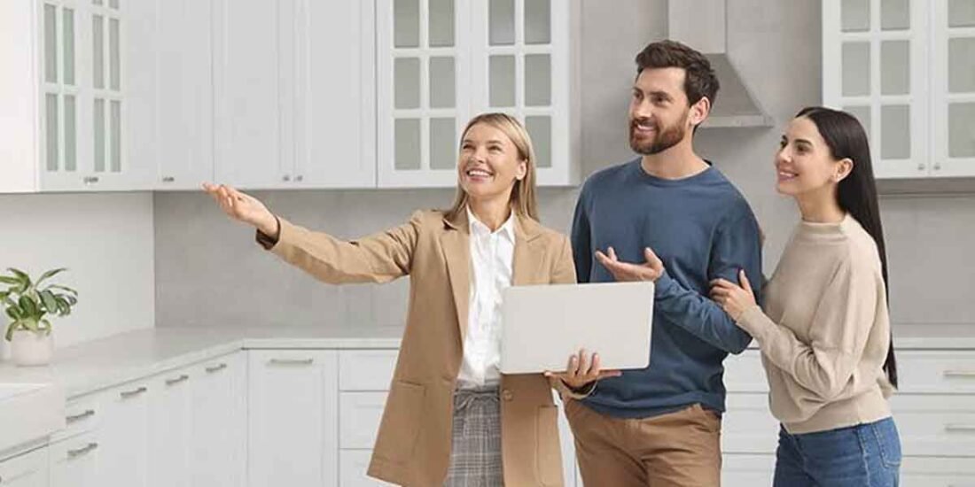 What to Look for When Touring a Townhome Rental
